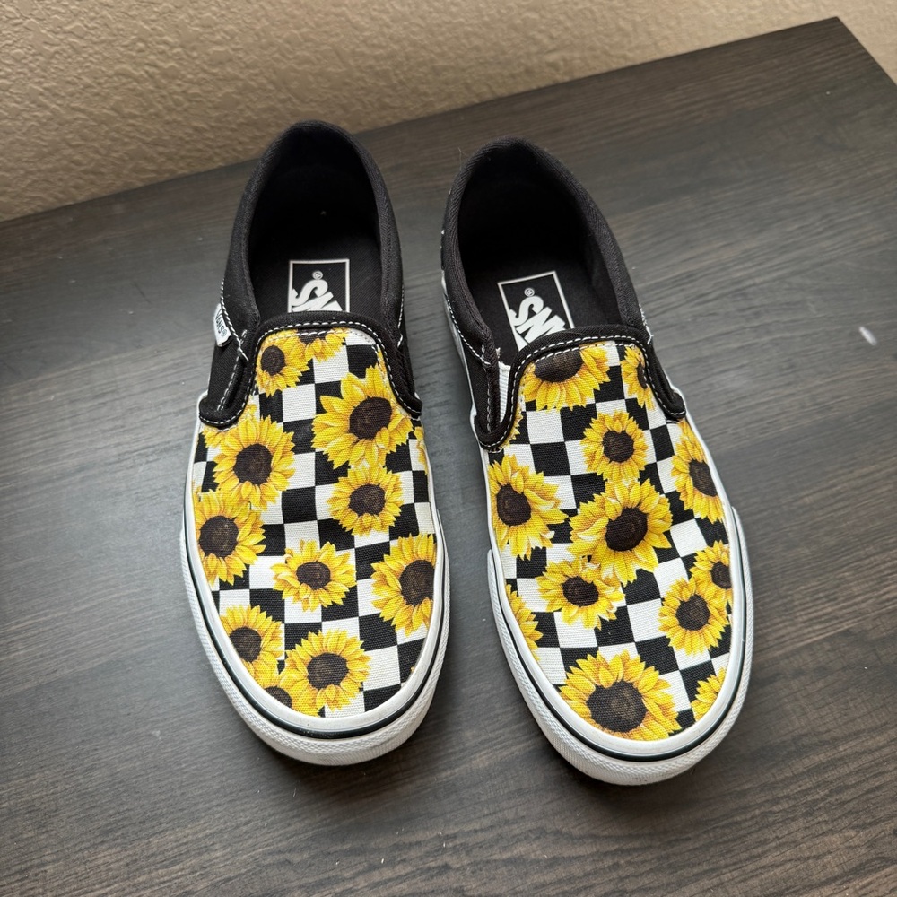Vans checkered sunflower slip on